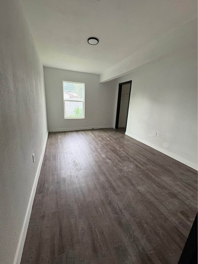 Building Photo - 16409 Pecan St