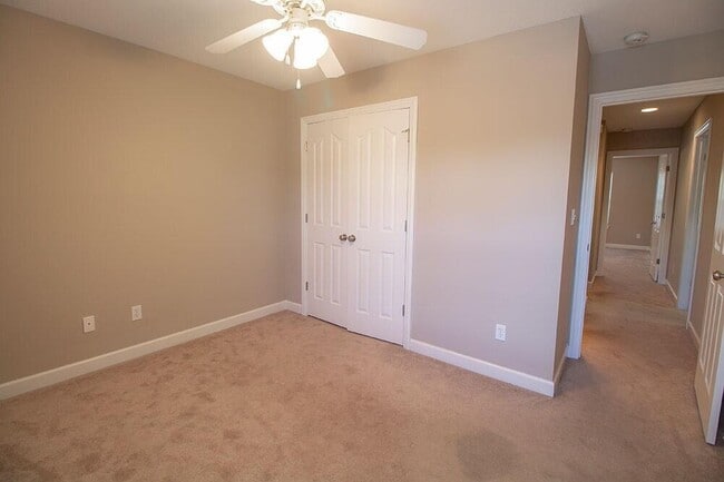 Building Photo - 1311 Raleigh Dr