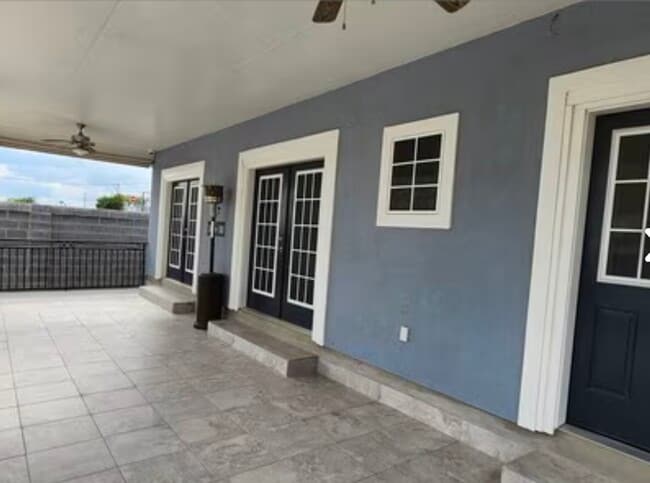 Building Photo - 615 O'Kane St