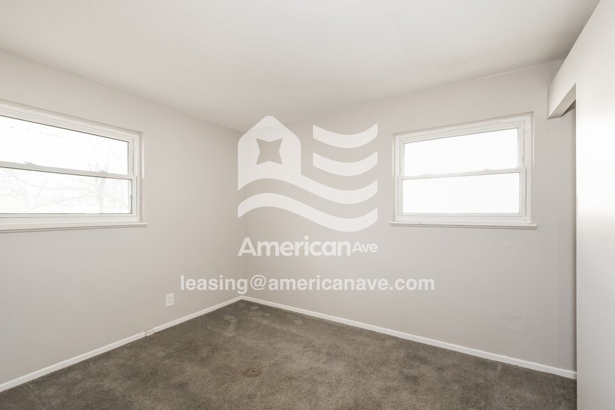 Building Photo - 142 Monteith Cir