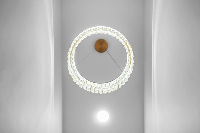 Building Photo - 116 Mary St