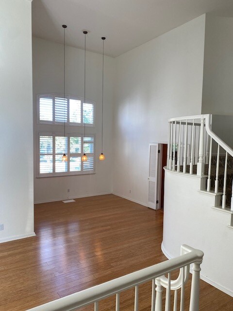 Building Photo - 5460 Azure Ct