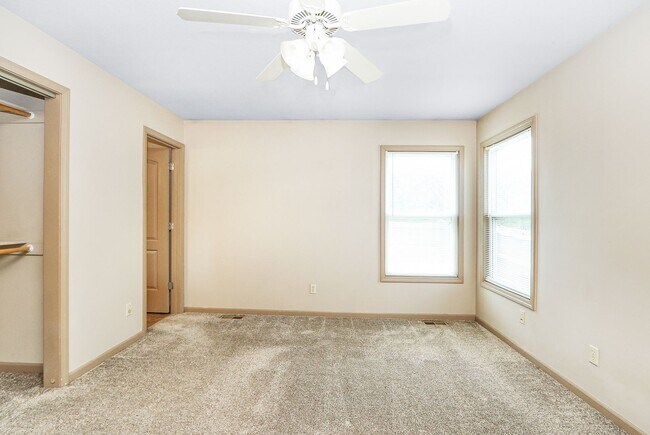 Building Photo - Gorgeous Family home for Rent!