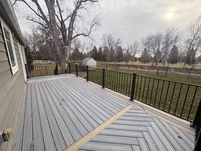 Building Photo - 4-bedroom, 2.5-bath home located on Poly.