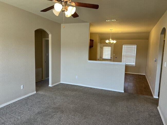 Building Photo - Charming 3 Bed, 2 Bath Rental Property in Barling, AR - Move-in Ready!