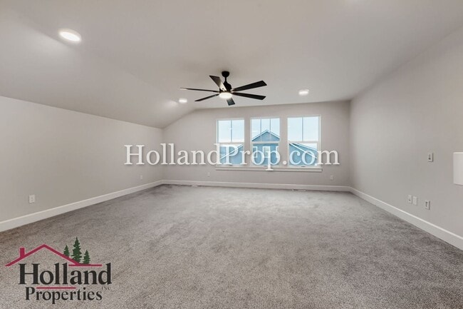 Building Photo - 3 Bedroom new home in South Hillsboro area