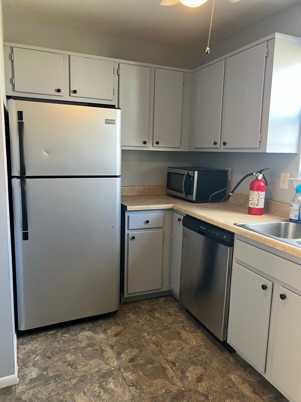 Building Photo - 804 Woodchip Rd