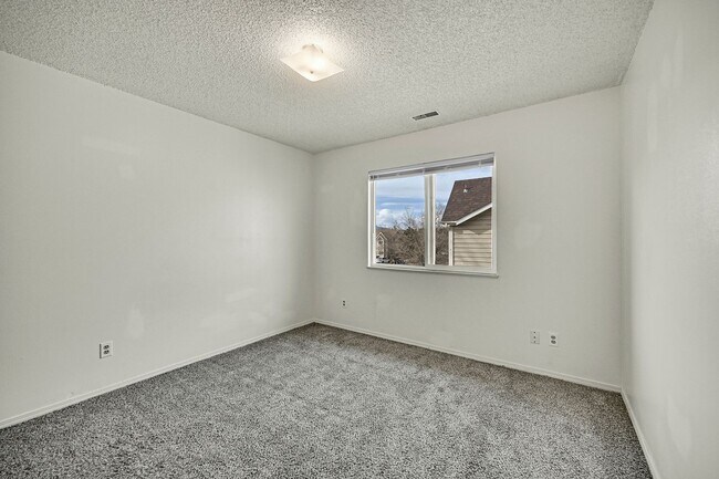 Building Photo - 1051 Mazatlan Cir