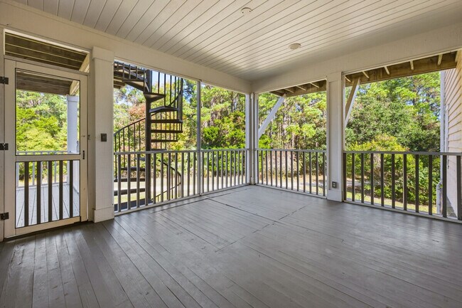 Building Photo - 110 Debordieu Blvd