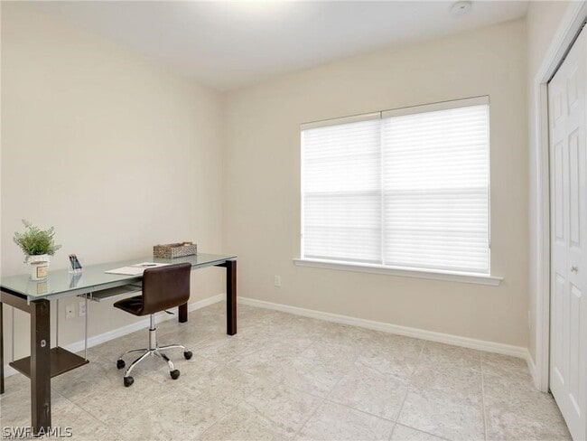 Building Photo - 23430 Alamanda Dr