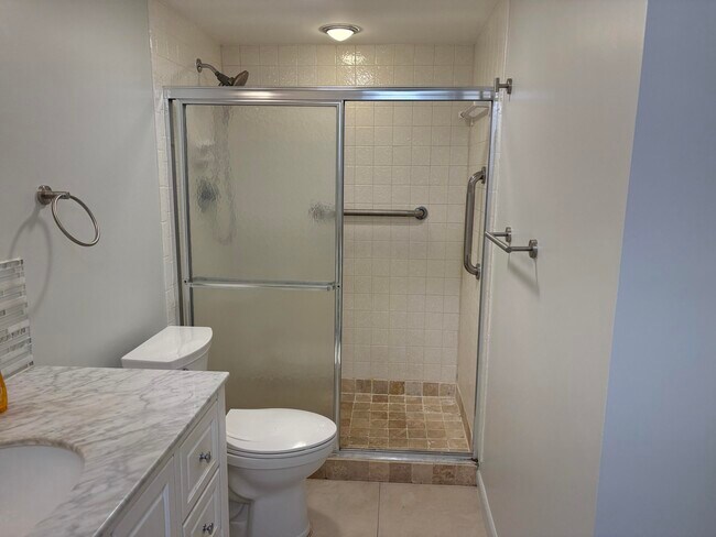 Building Photo - 2303 Lucaya Ln