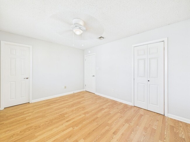 Building Photo - COMING SOON! 3 Beds, 2 Baths House for rent in Milton!