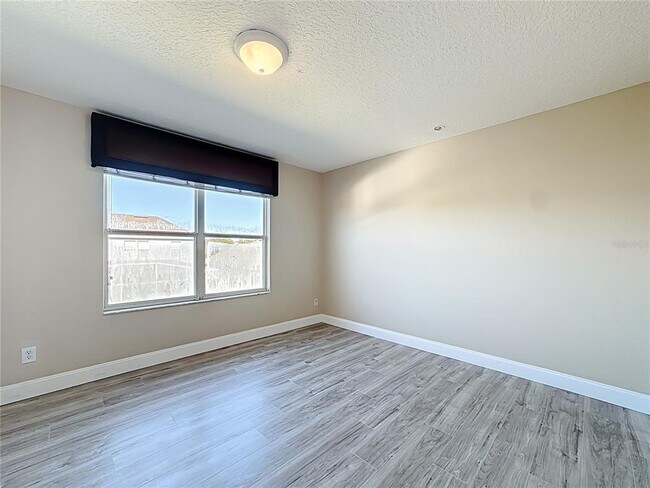 Building Photo - 9551 Bennington Chase Dr