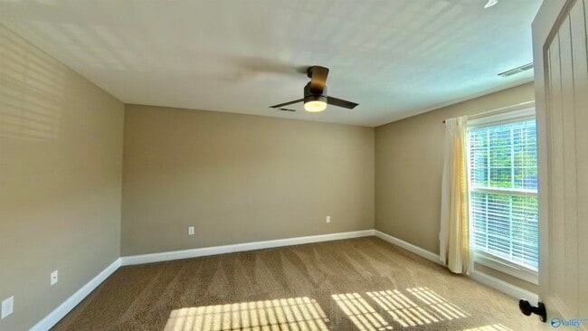 Building Photo - 4504 Hampton View Dr