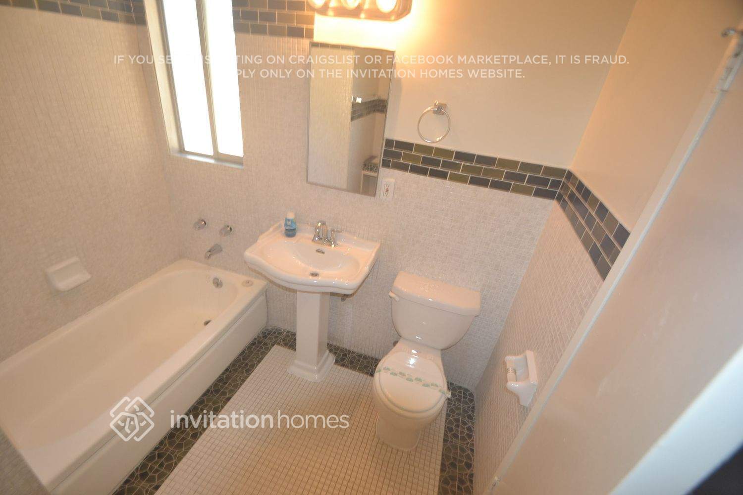 Building Photo - 6260 Longhill St