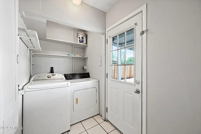 Building Photo - 4009 N 13th Ave