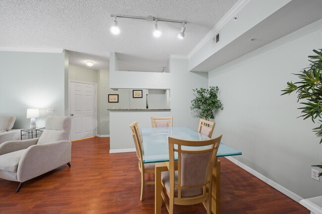 Building Photo - 3221 Tuscany Way