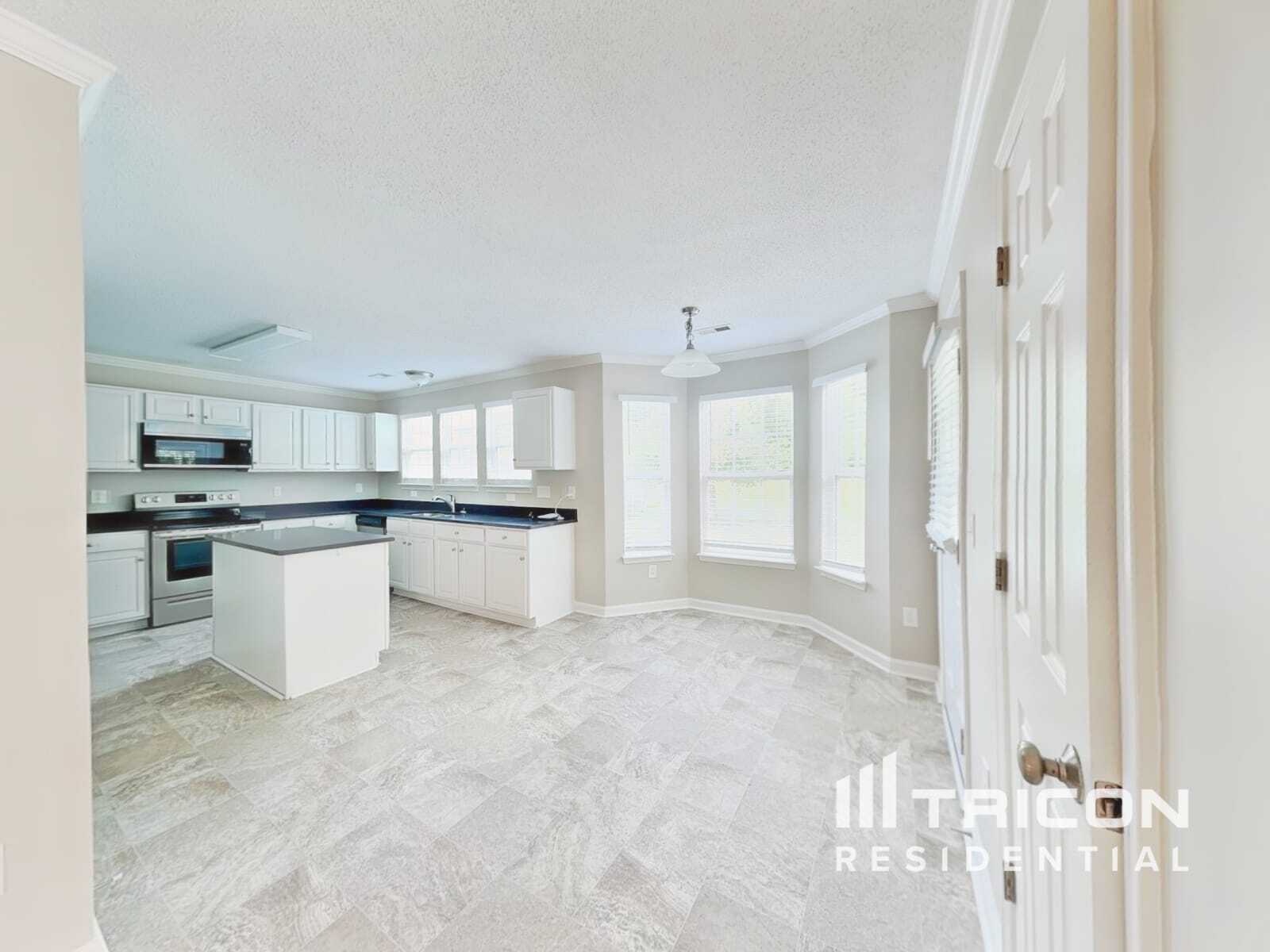 Building Photo - 3525 Sunset Hollow Ct