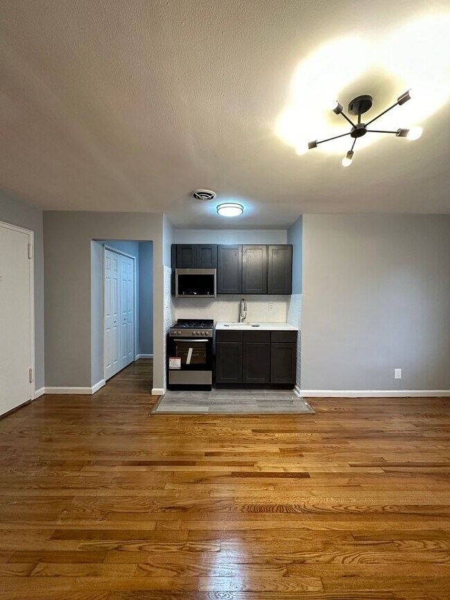 Interior Photo - Oakwood Gardens bldg 1