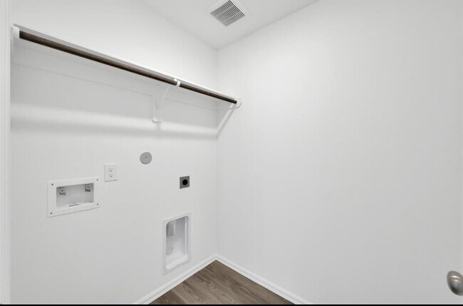 Building Photo - 22643 Malvicino Dr