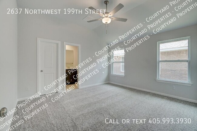 Building Photo - 2637 NW 199th St