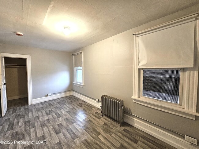 Building Photo - 92 Diamond Ave