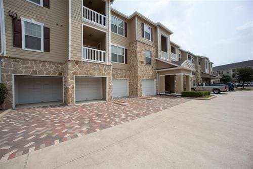 Garage - Camden Downs At Cinco Ranch