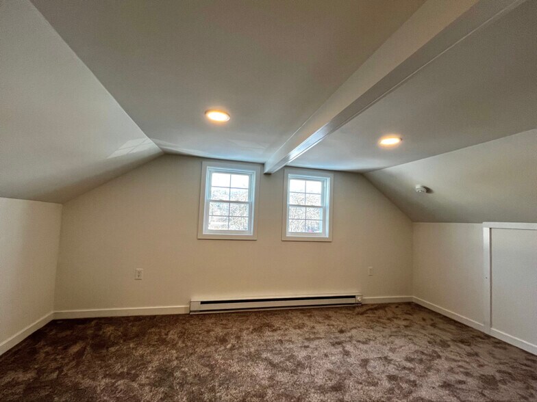 Building Photo - 210 E Canal St