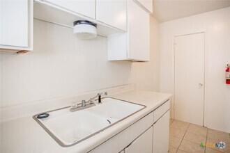 Building Photo - 1239 N LBJ Dr