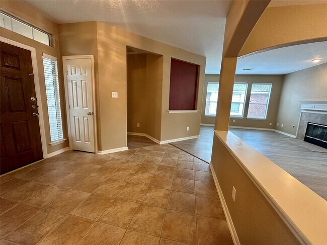 Building Photo - 14734 Harvest Chase Ct
