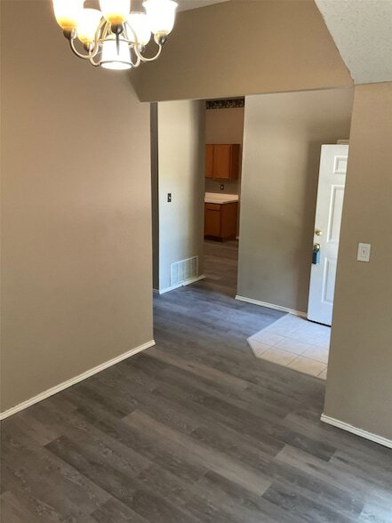 Building Photo - 1001 Stockton Dr