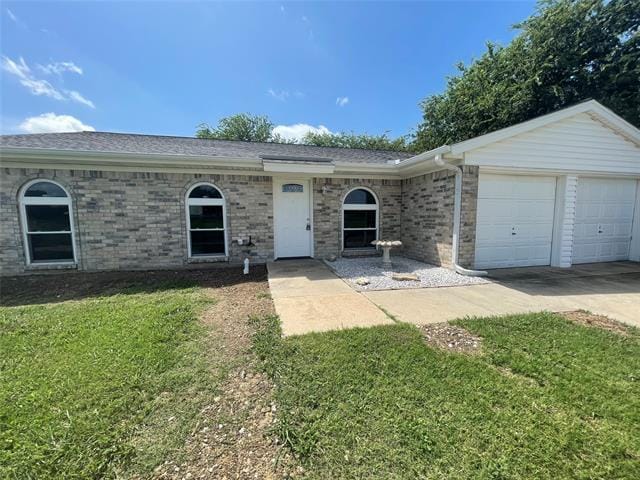 Building Photo - 10157 Peppertree Ln