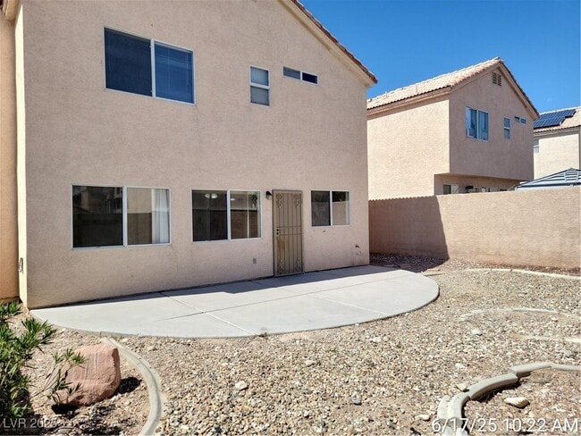 Building Photo - 9162 Green Frost Dr