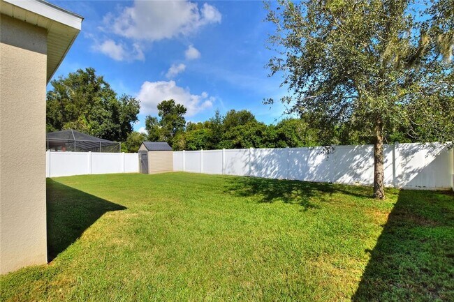 Building Photo - 1900 Wind Meadows Dr
