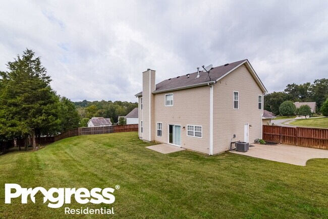 Building Photo - 104 Stirrup Ct