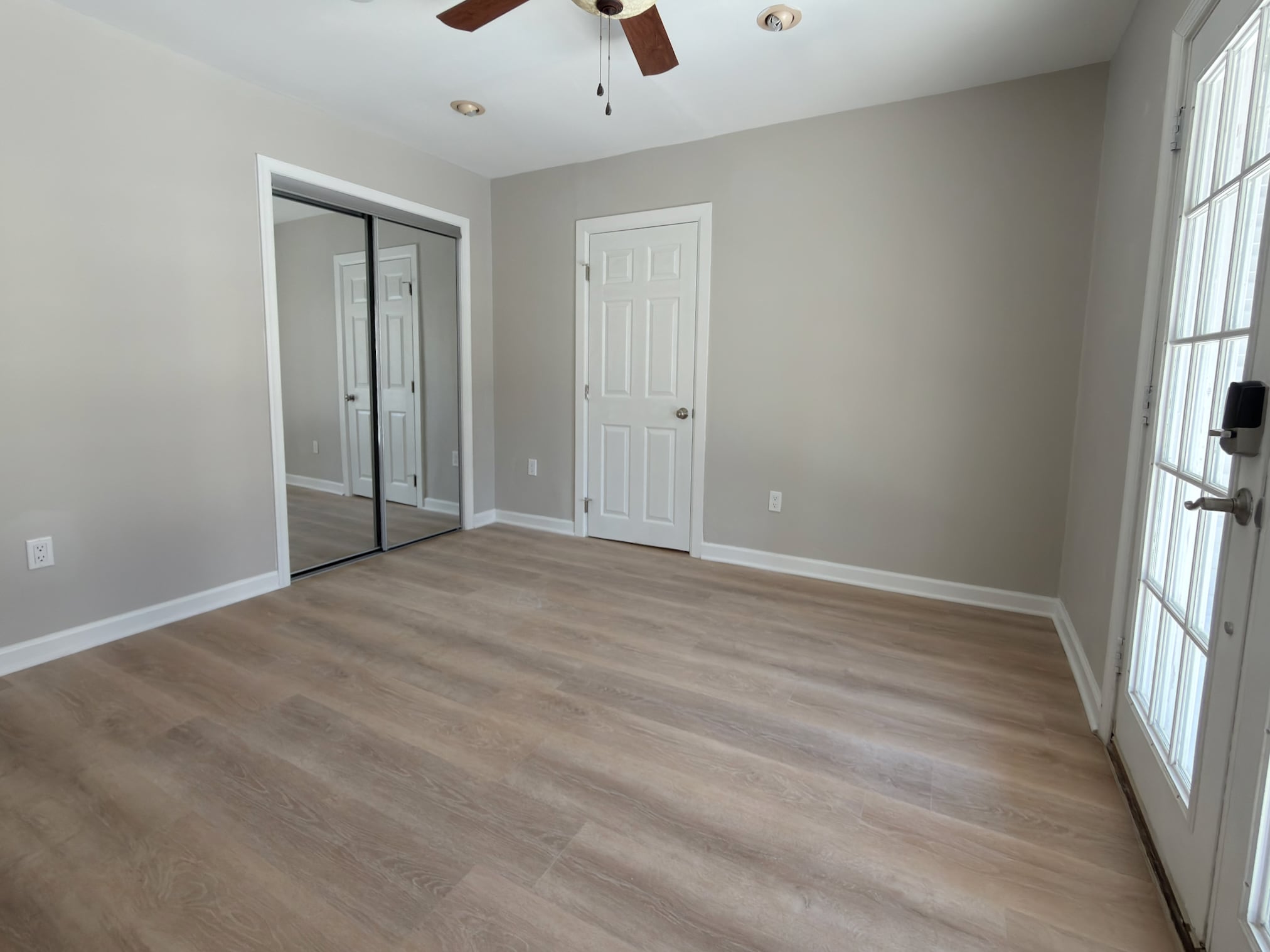 Building Photo - 4377 Pechin St