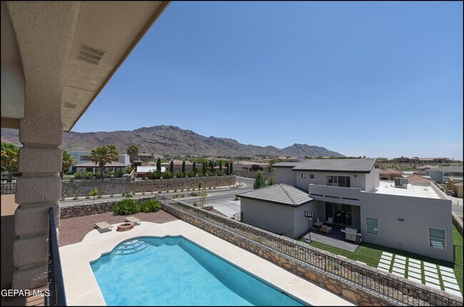 Building Photo - 6300 Franklin Vista Dr