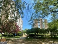 Building Photo - 1435 4th St SW