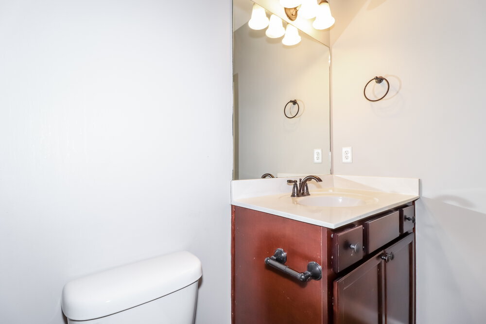 Building Photo - 45 Green Hills Dr