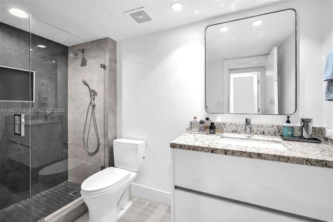 Building Photo - 780 NE 69th St