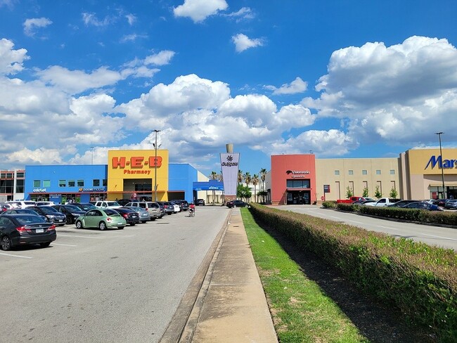 Building Photo - 7740 Camwood St