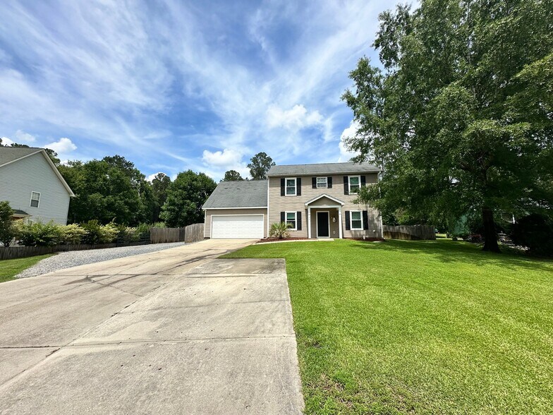 Building Photo - 435 Smallwood Dr
