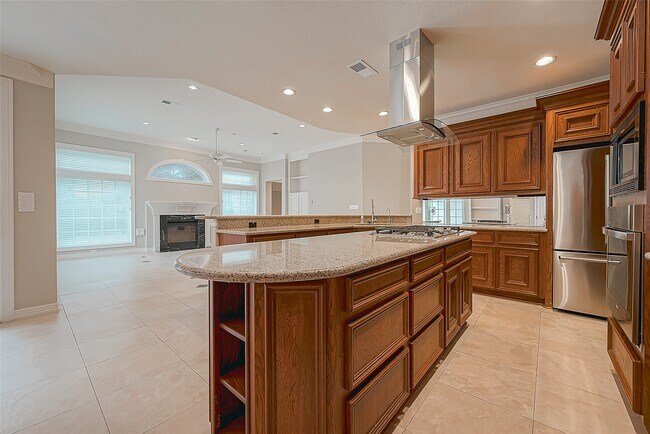Building Photo - 66 Blooming Grove Ln