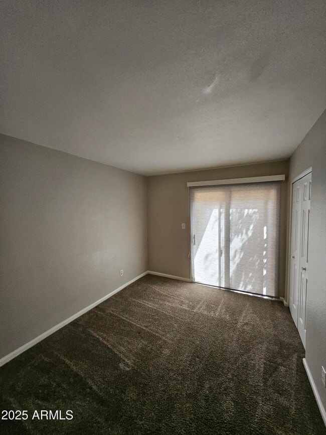 Building Photo - 2420 W Kiowa Ave