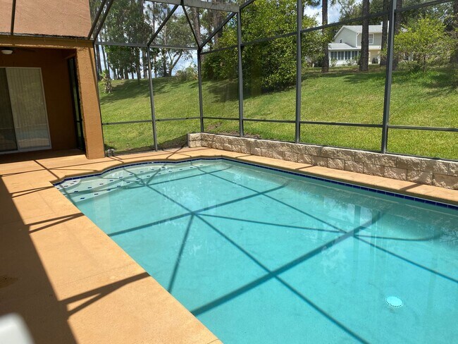 Building Photo - 12934 Colonnade Cir