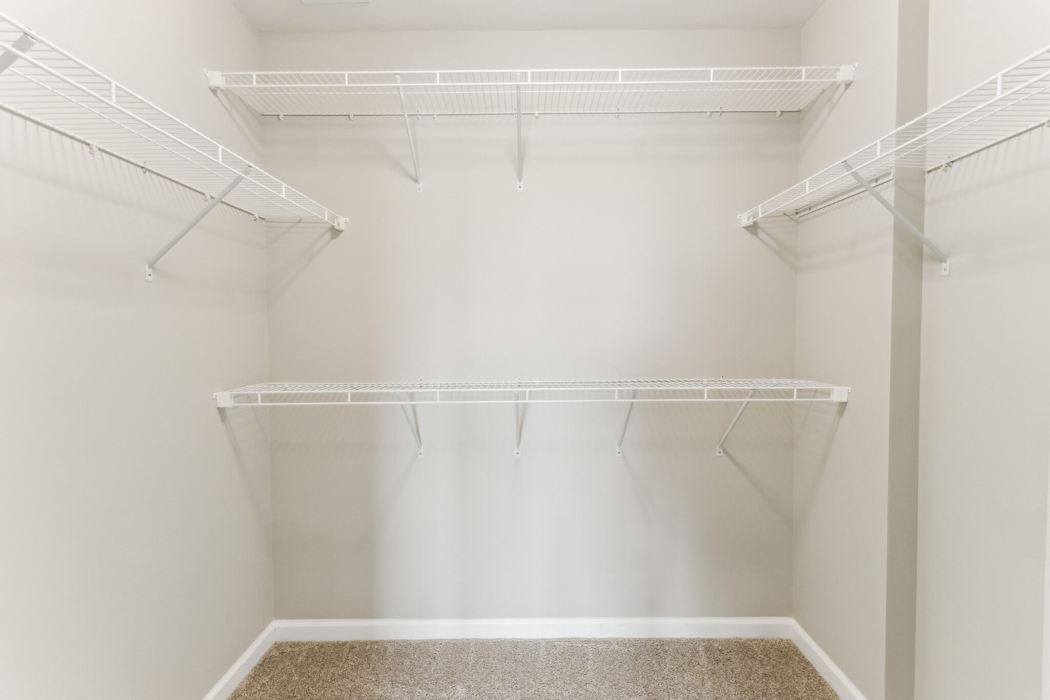 Master Closet - 3107 Alliance Ct