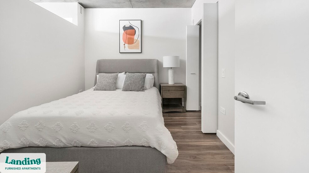 Building Photo - 2010 West End Ave