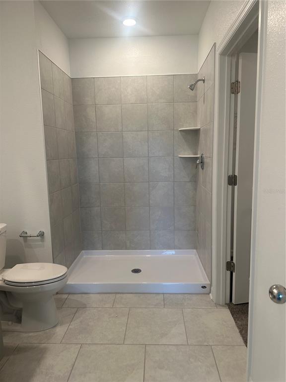 Building Photo - 680 Reggie Rd