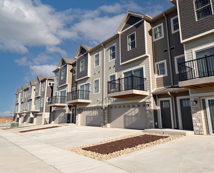 Rose Cottage Villas 85018614 Prairie View Ln SW Cedar Rapids IA