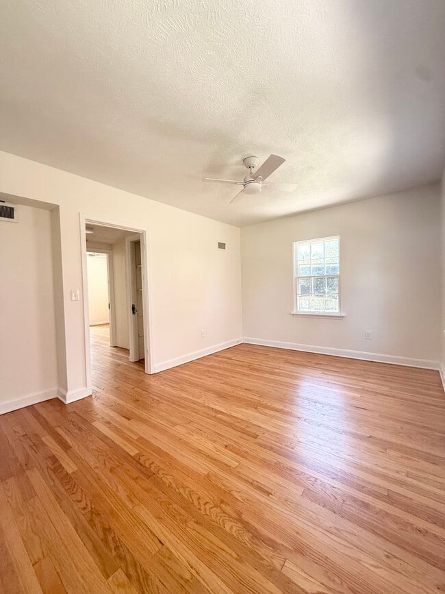 Building Photo - 2034 N 49th St